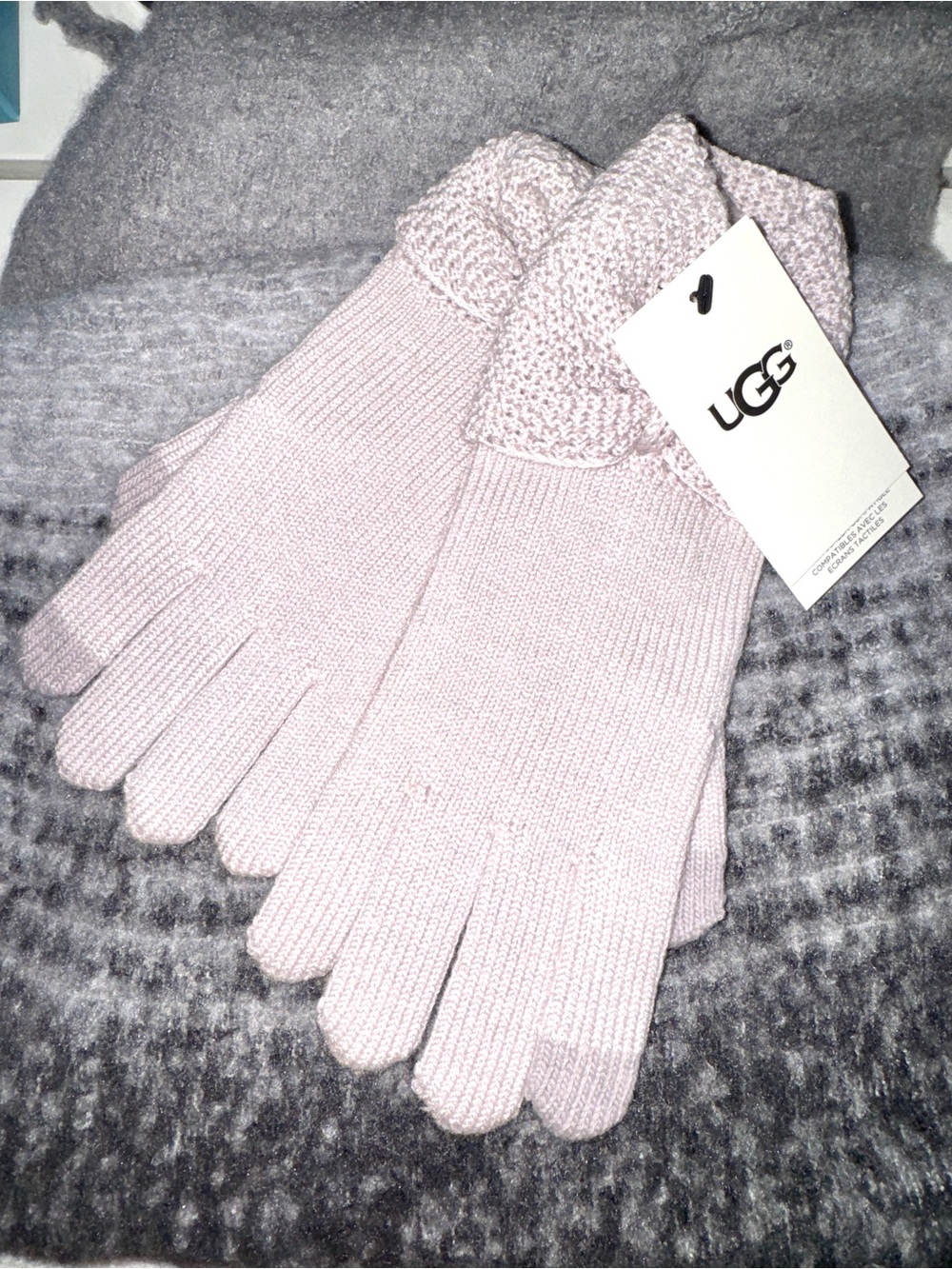 UGG Women's Pale Pink Knit Gloves with Fold Cuff